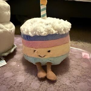 ⊹AUTHENTIC⊹ Jellycat Amuseables Rainbow Birthday Cake